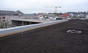 Ecole Baustelle, quer, Flachdach Sensoren