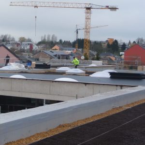 Hum-ID Referenz Ecole Central Flachdach Baustelle Sensoren Einlesen