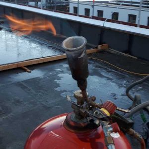 Flachdach, Brenner, Bitumen, Abdichtung, trockene Sensoren