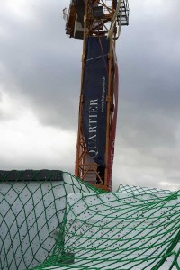 Kran Baustelle Hum-ID Sensoren Flachdach