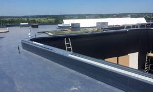 Baustellenfotos, Einbau Sensoren, Flachdach