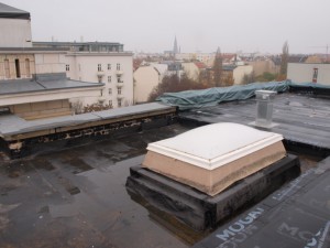 Leckortung Sensoren Flachdach Berlin, Lichtkuppel